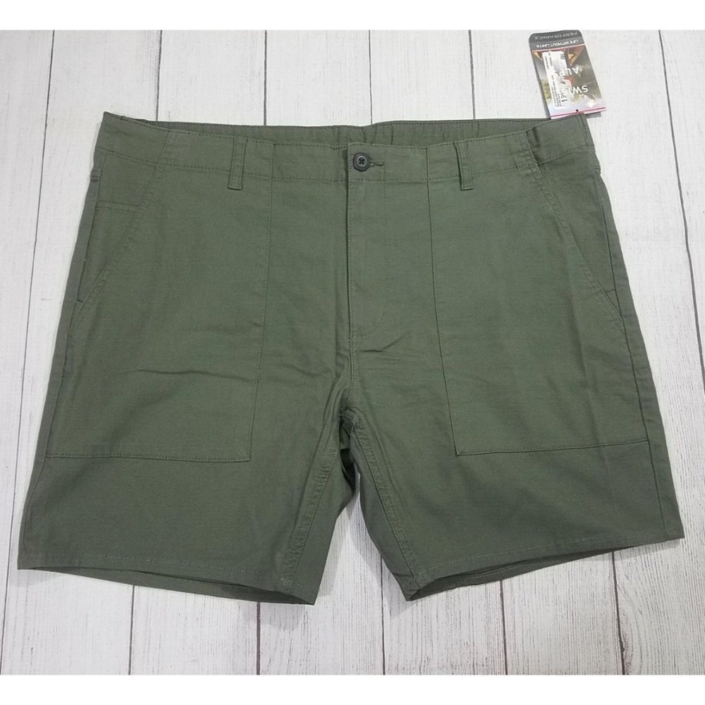 Swiss Alps Men's Performance Shorts Size 42 - Green